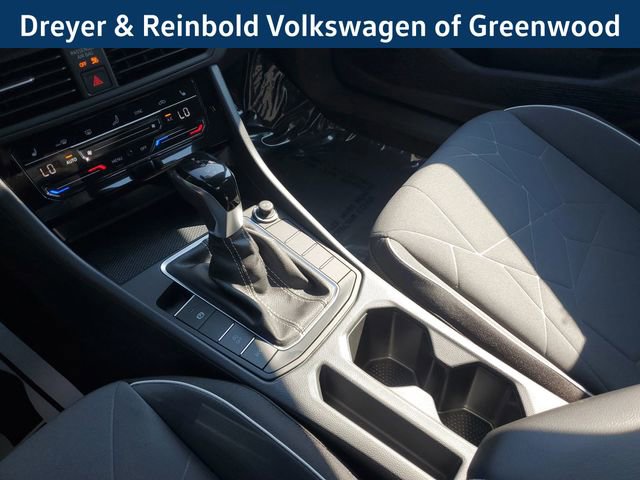 New 2025 Volkswagen Jetta Sport image 32