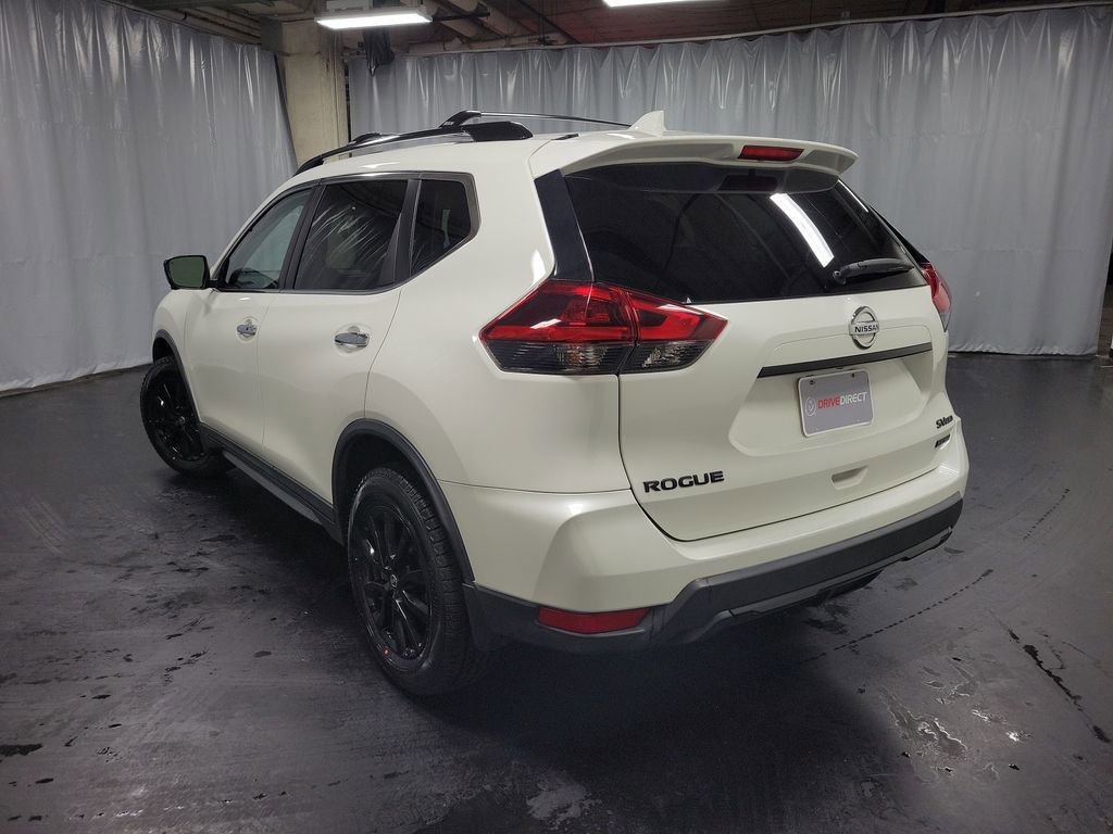 Used 2018 Nissan Rogue SV w/ Premium Package image 7