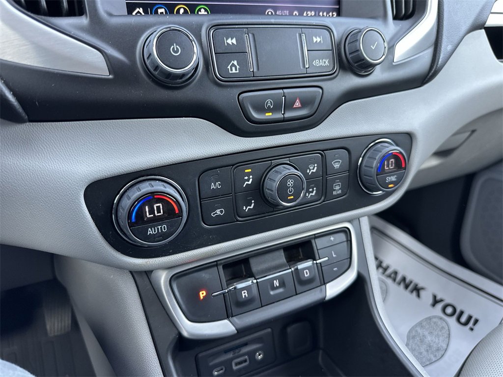 Used 2023 GMC Terrain SLT w/ Tech Package image 18