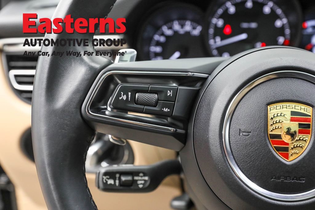 Used 2024 Porsche Macan image 15