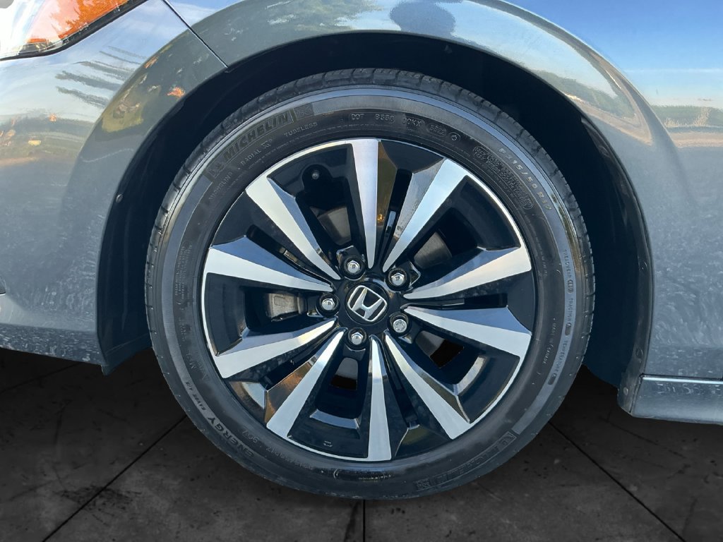 Used 2023 Honda Civic EX image 15