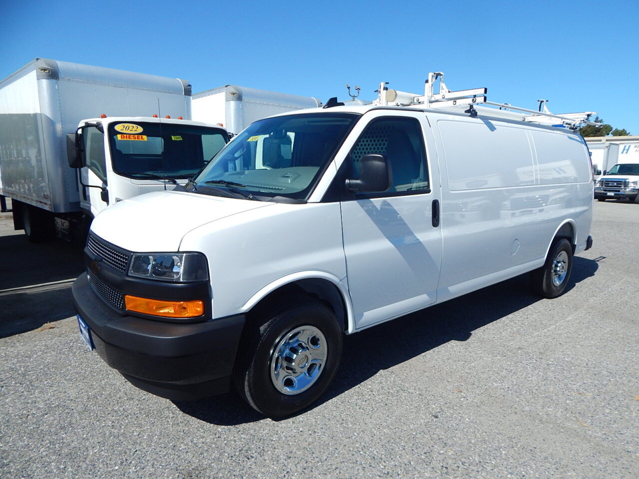 Used 2025 Chevrolet Express 2500 Extended w/ Communications Package RWD image 1