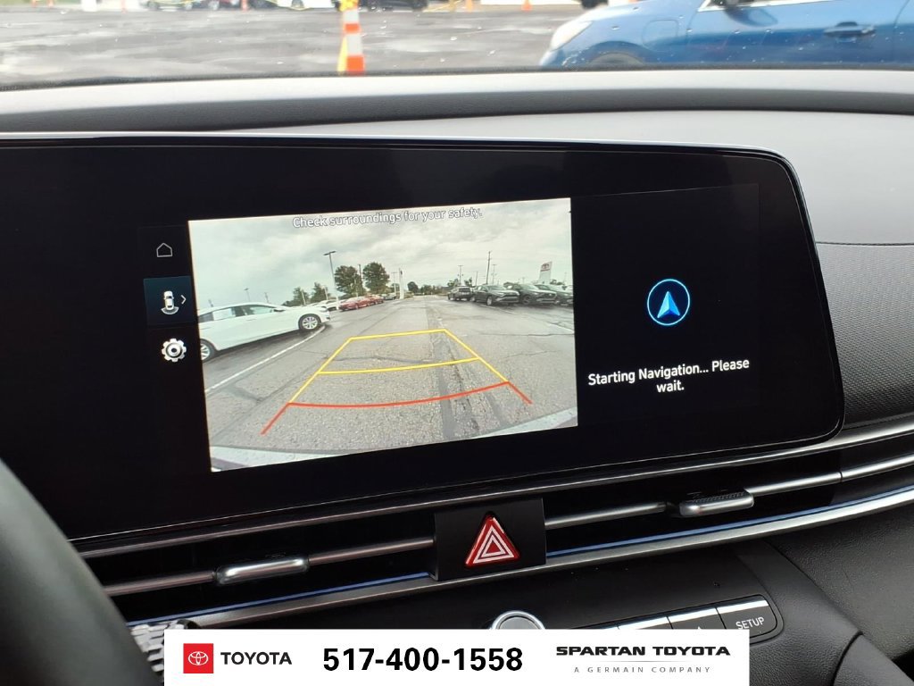 Used 2025 Hyundai Elantra SEL FWD image 24