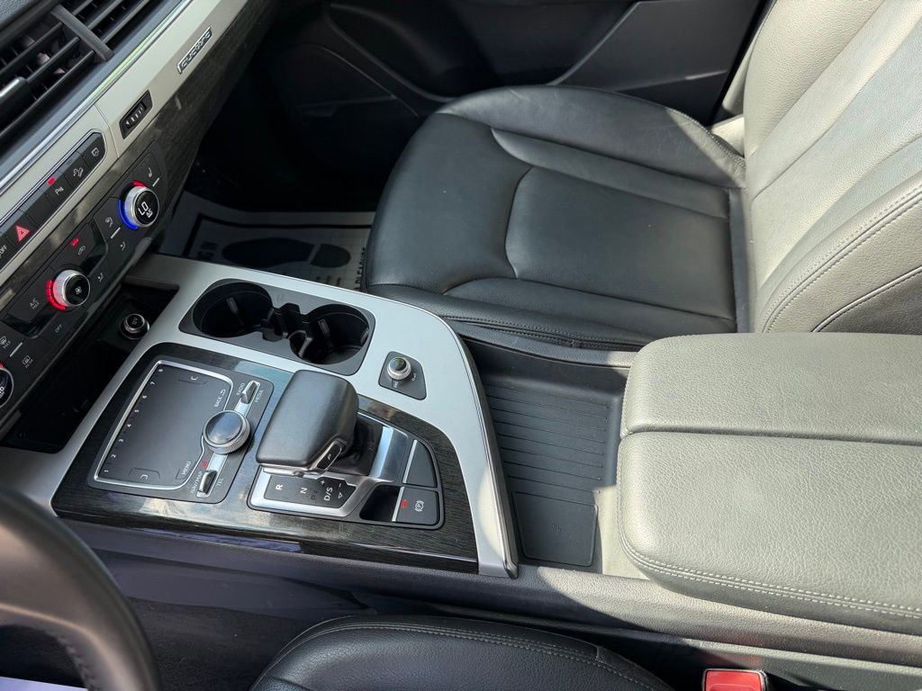 Used 2019 Audi Q7 2.0T Premium Plus w/ Premium Plus Package AWD/4WD image 24