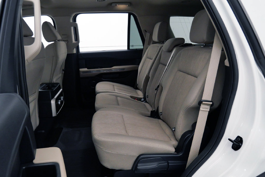 Used 2022 Ford Expedition XLT AWD/4WD image 19