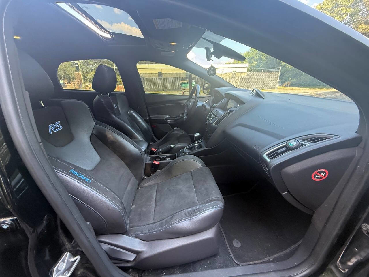 Used 2016 Ford Focus RS image 15
