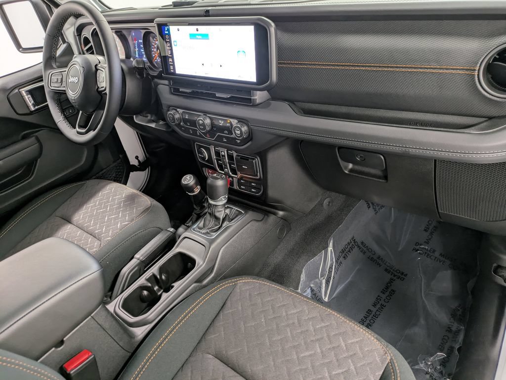 Used 2026 Jeep Gladiator Mojave AWD/4WD image 30