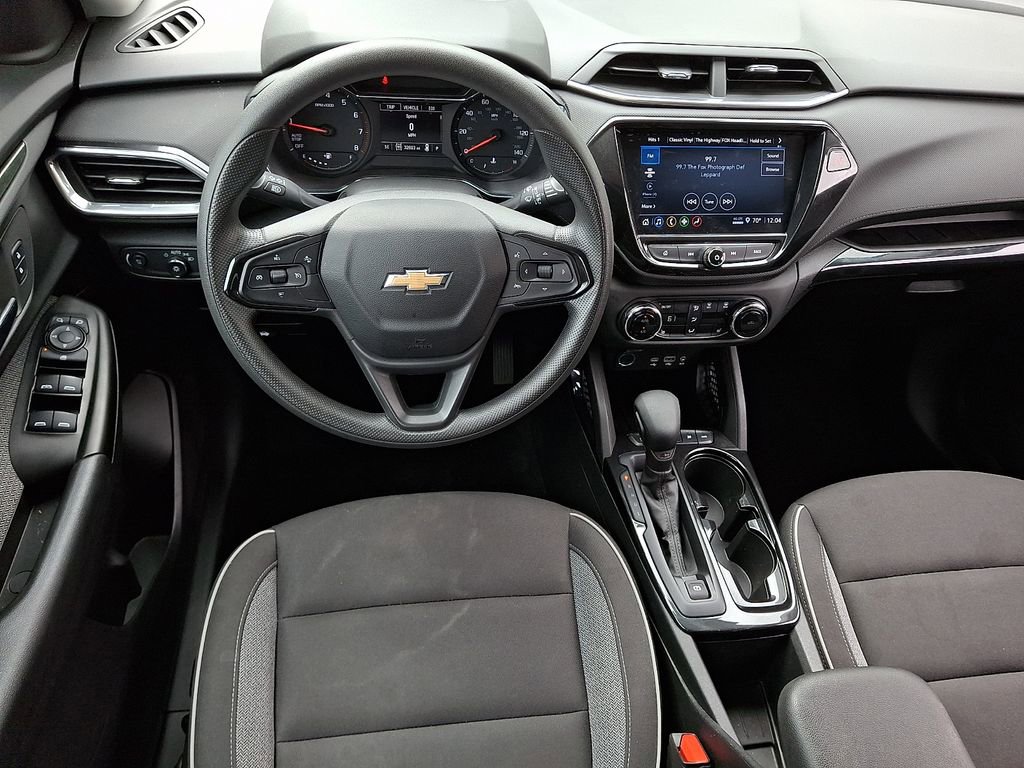Used 2023 Chevrolet TrailBlazer LT w/ Convenience Package AWD/4WD image 11