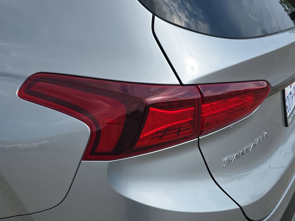 Used 2020 Hyundai Santa Fe Limited image 34