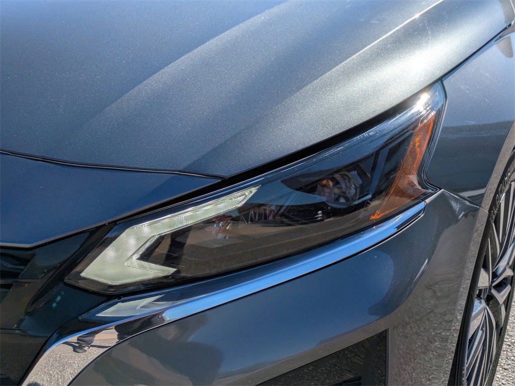 Used 2023 Nissan Altima 2.5 SV image 8