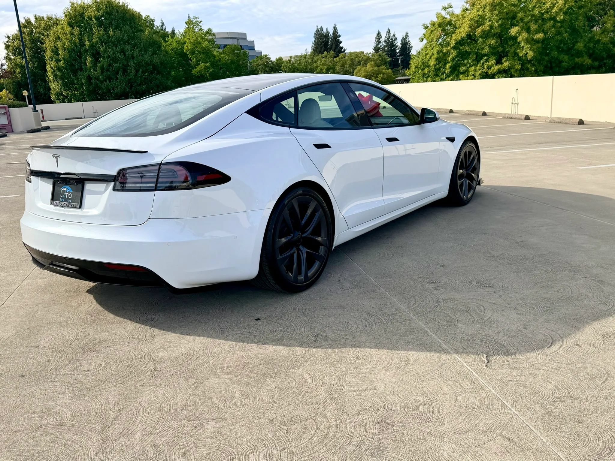Used 2022 Tesla Model S Standard Range AWD/4WD image 15