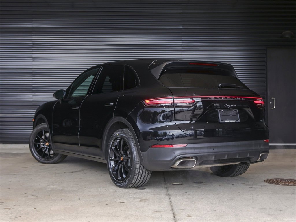 Certified 2023 Porsche Cayenne image 3