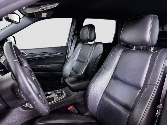 Used 2019 Jeep Grand Cherokee Limited AWD/4WD image 19