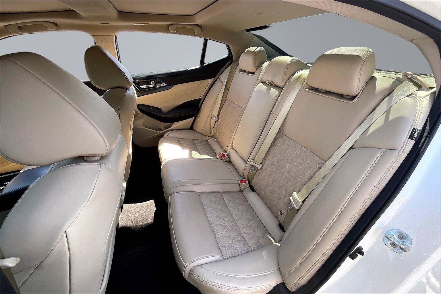 Certified 2023 Nissan Maxima Platinum w/ Sport Mat Group FWD image 27