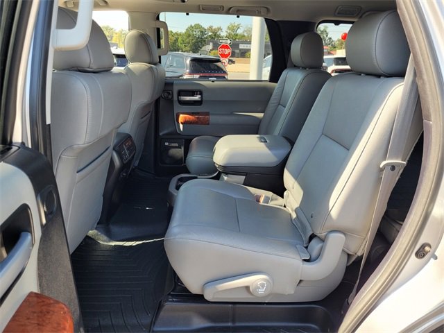 Used 2018 Toyota Sequoia Platinum image 9