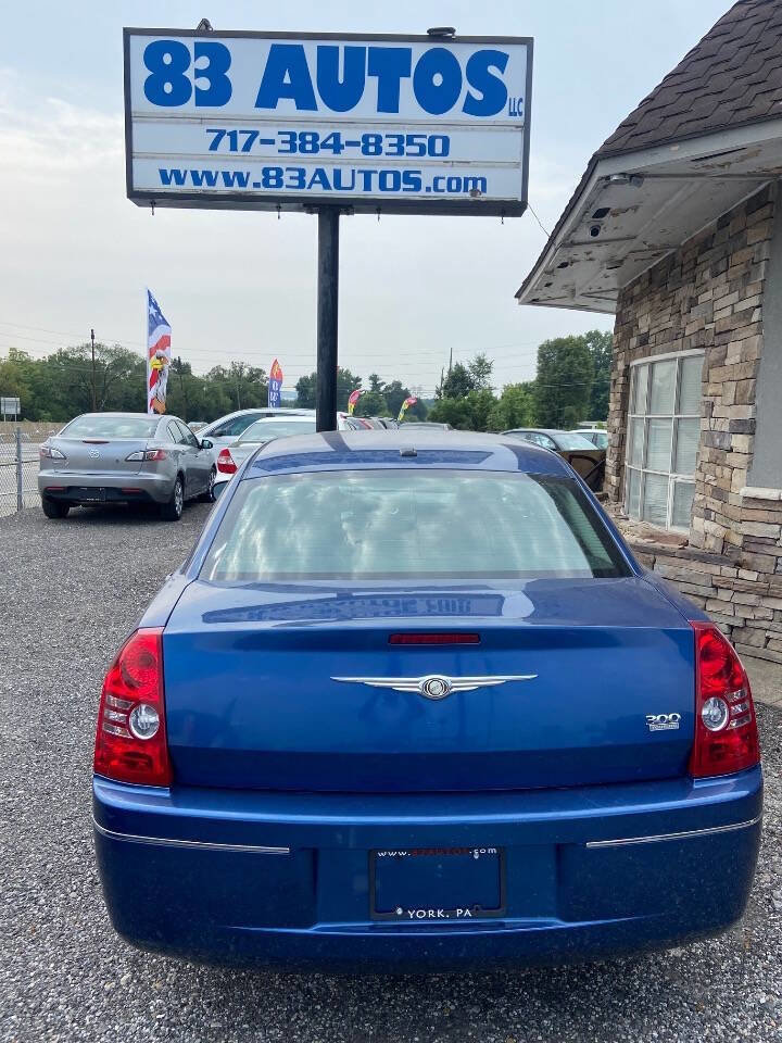 Used 2009 Chrysler 300 Touring image 5