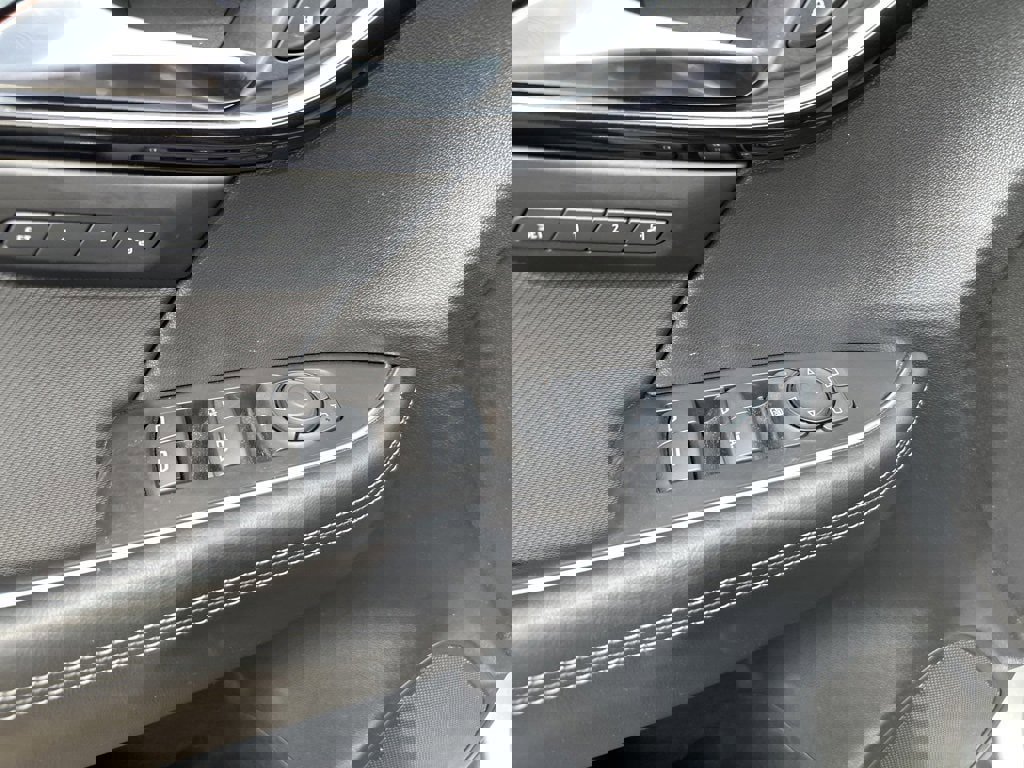 Used 2024 Buick Envision Preferred image 15