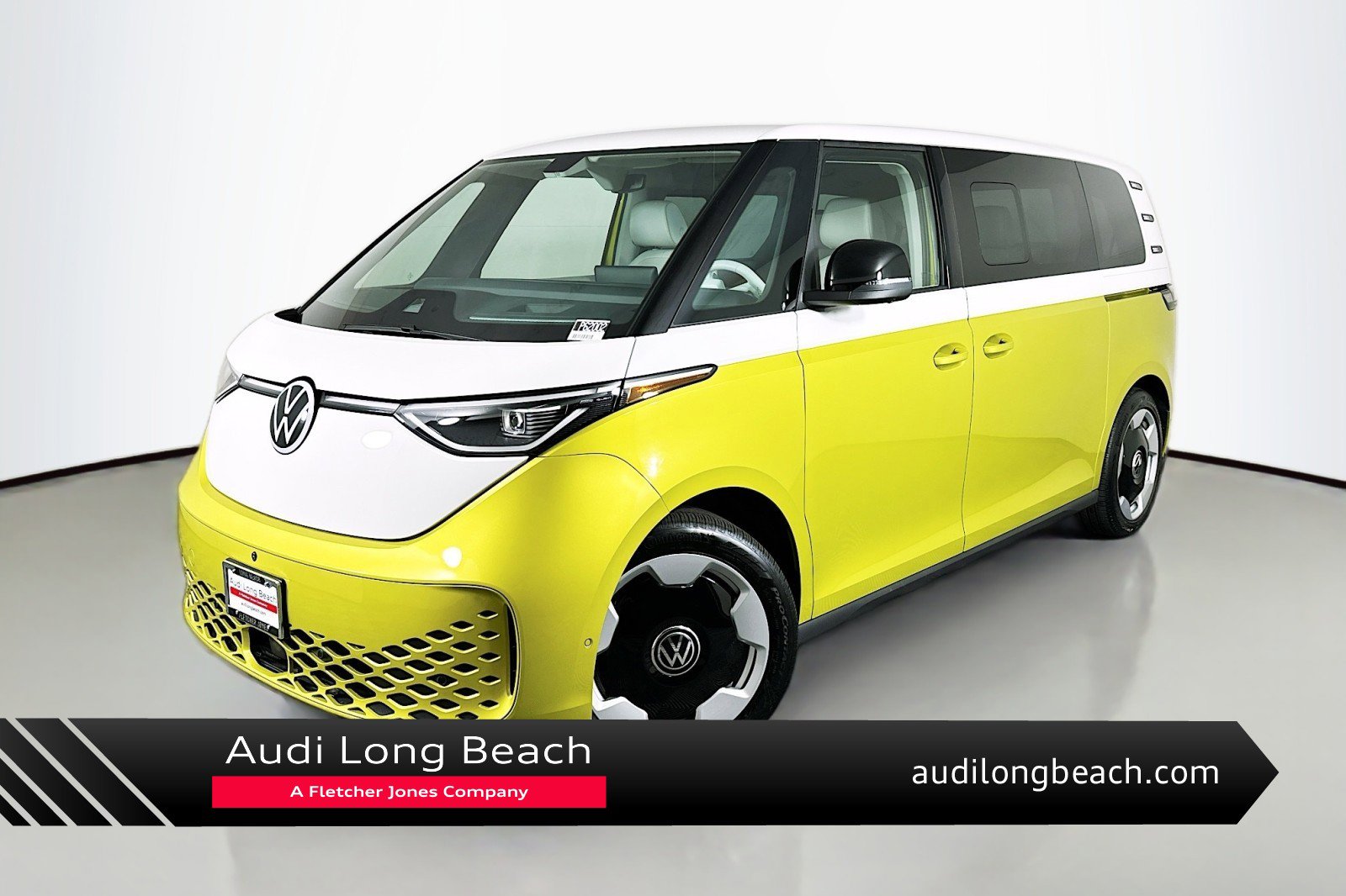 Used 2025 Volkswagen ID. Buzz Pro S Plus AWD/4WD image 1