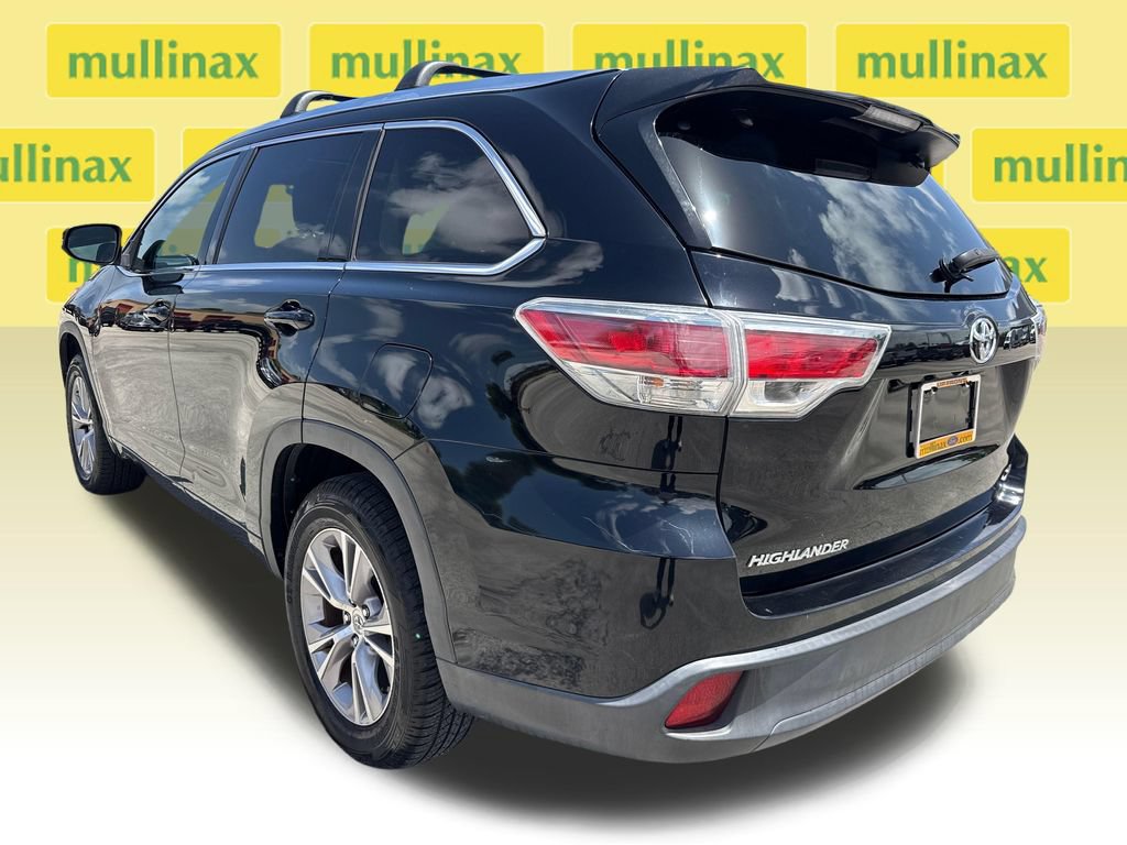 Used 2015 Toyota Highlander XLE FWD image 9