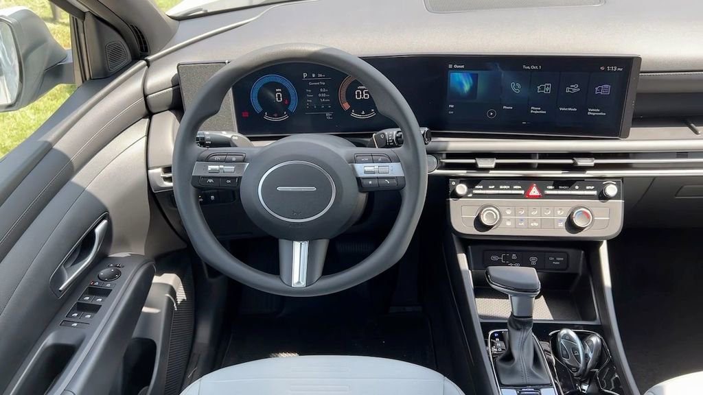 Used 2025 Hyundai Santa Cruz SE image 21