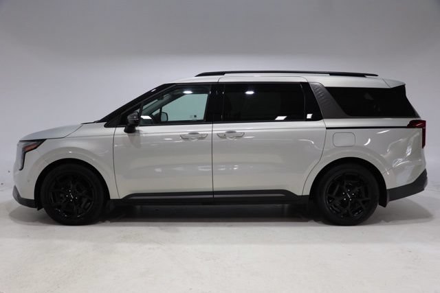 Used 2025 Kia Carnival SX Prestige FWD image 4