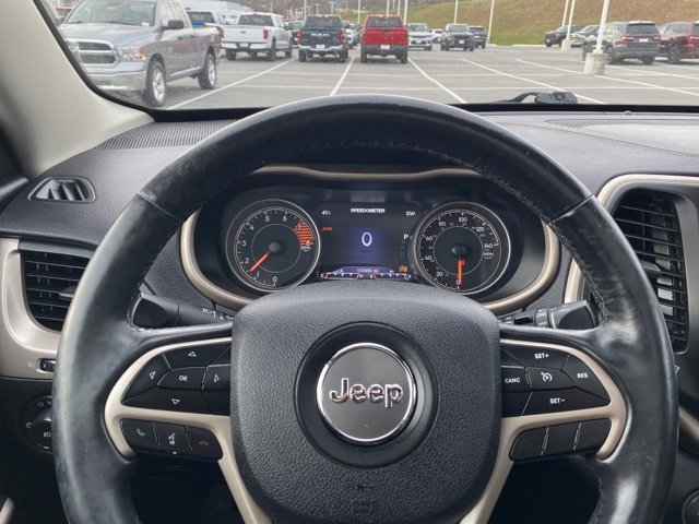 Used 2018 Jeep Cherokee Limited image 15