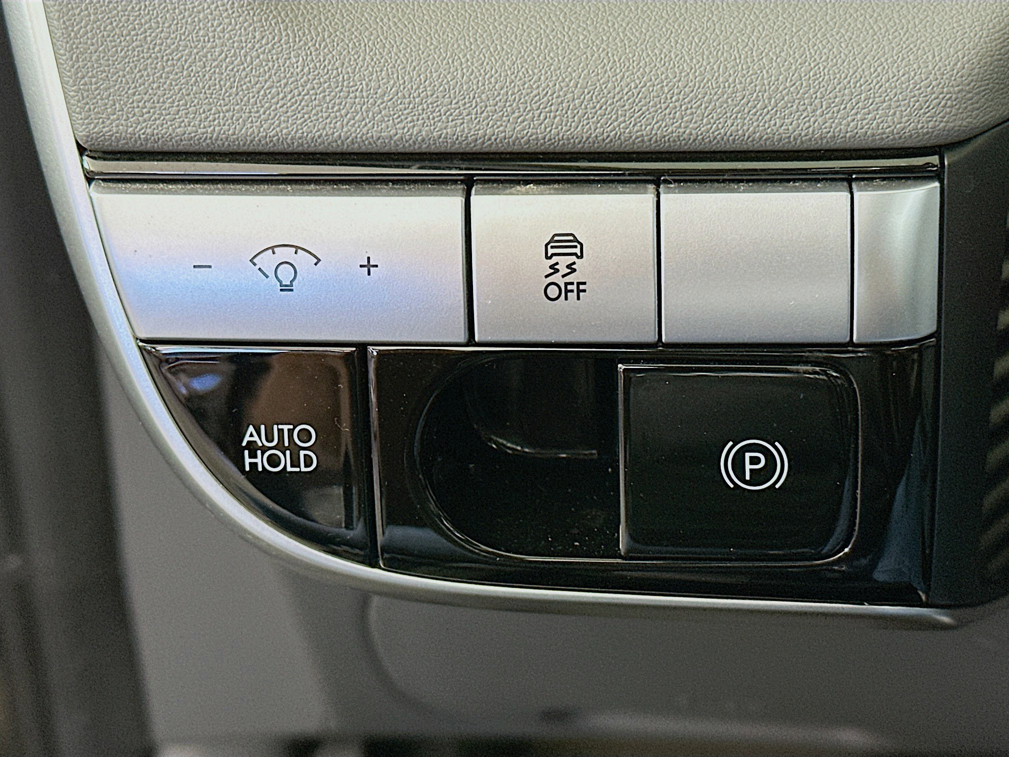Used 2024 Hyundai Ioniq 5 SE RWD image 17