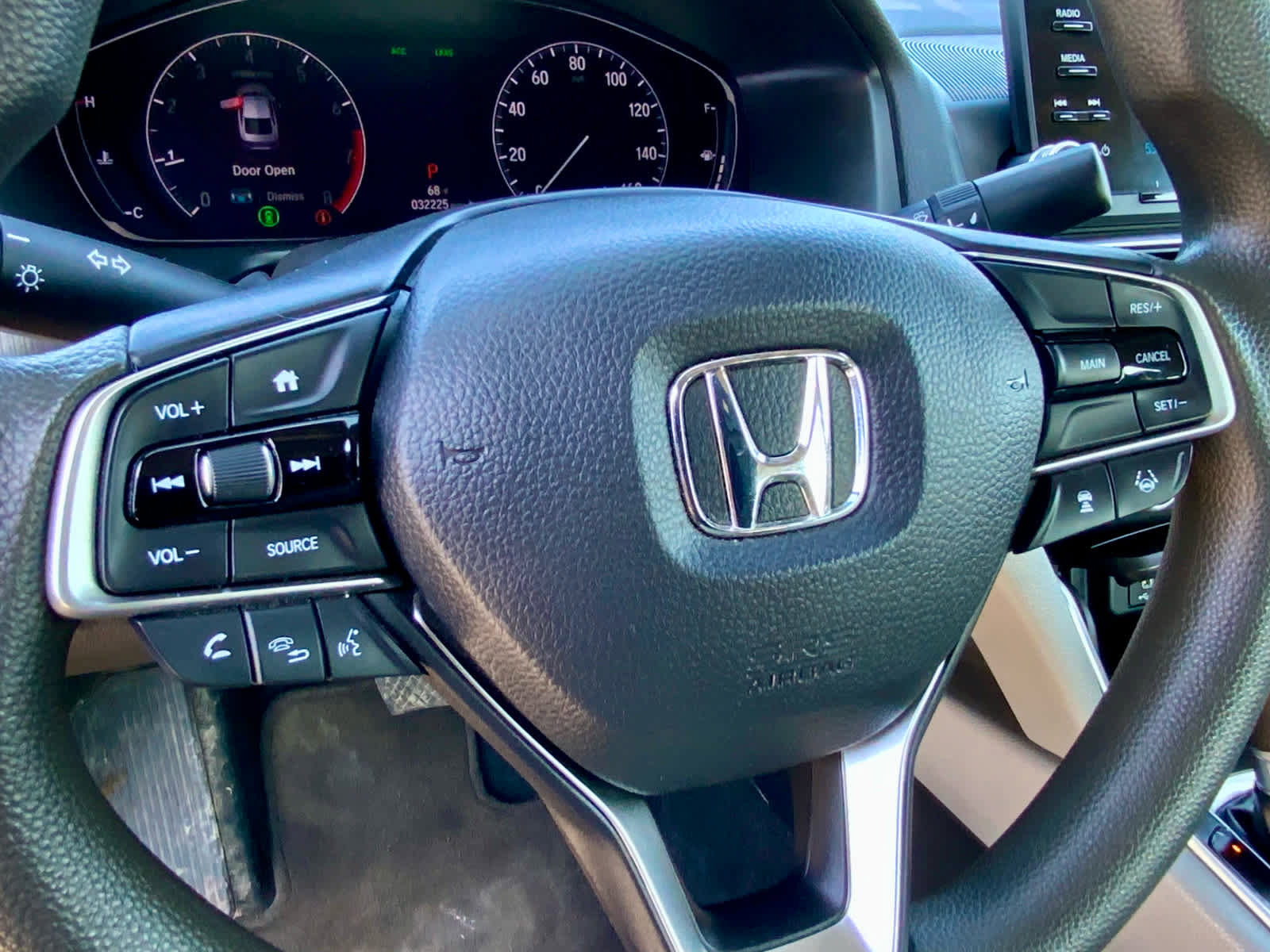 Used 2019 Honda Accord LX image 39