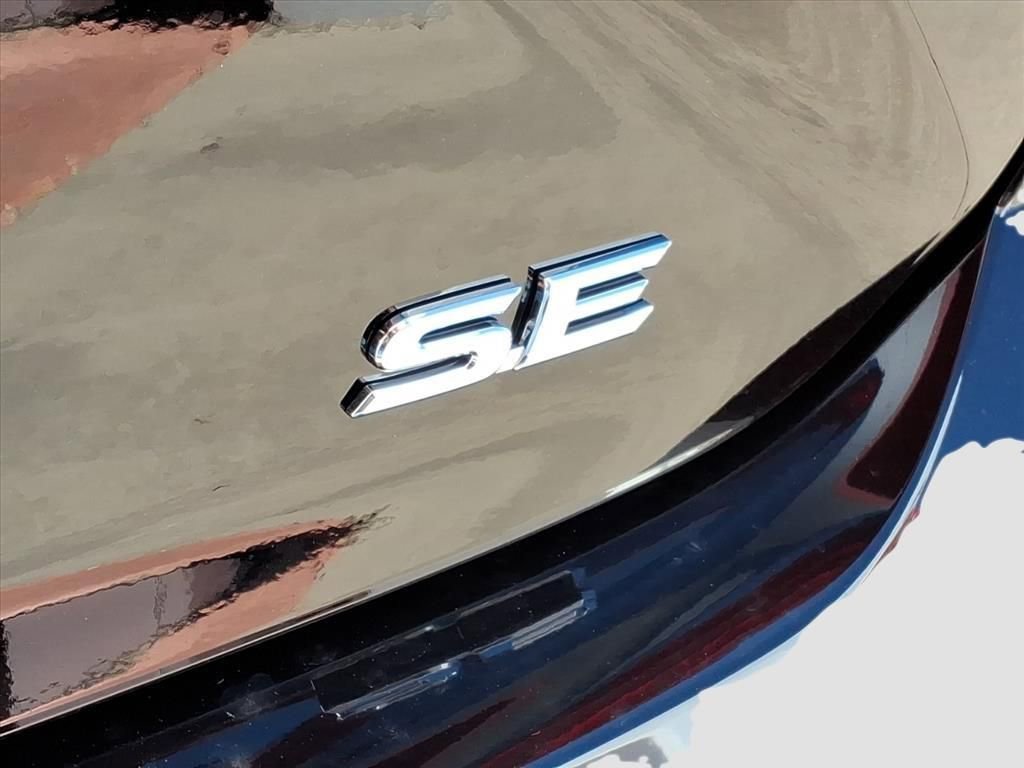 New 2026 Toyota Camry SE image 5