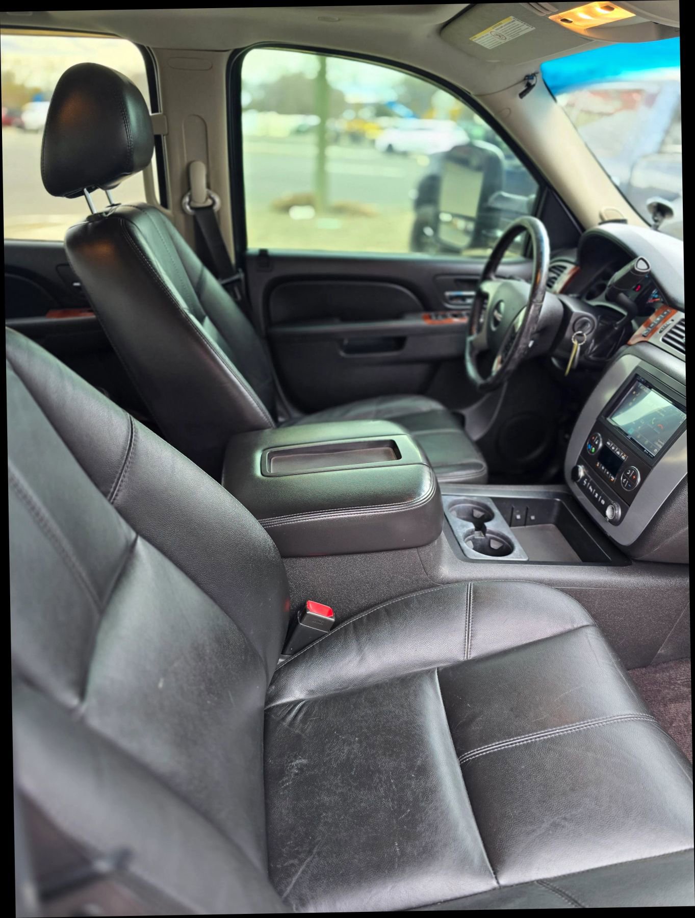 Used 2011 GMC Sierra 3500 SLT image 11