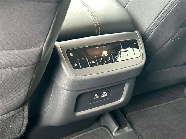 Used 2024 Nissan Pathfinder SV w/ Lighting Package (N92) image 19