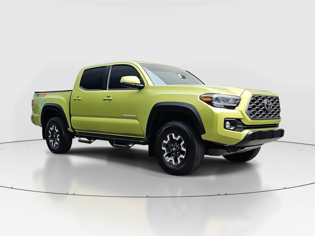 Used 2023 Toyota Tacoma TRD Off-Road w/ TRD Premium Off Road Package AWD/4WD image 3