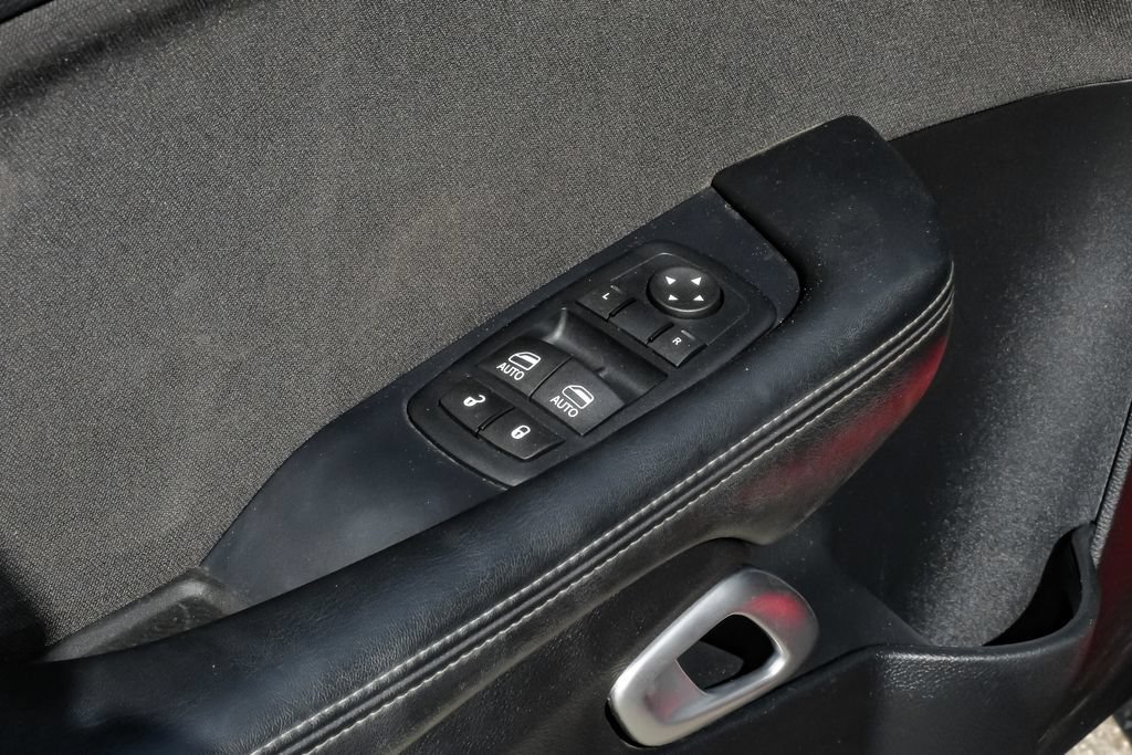 Used 2016 Dodge Challenger R/T Scat Pack RWD image 41