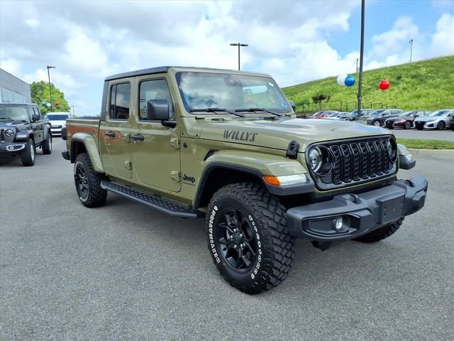 Used 2025 Jeep Gladiator Sport AWD/4WD image 1