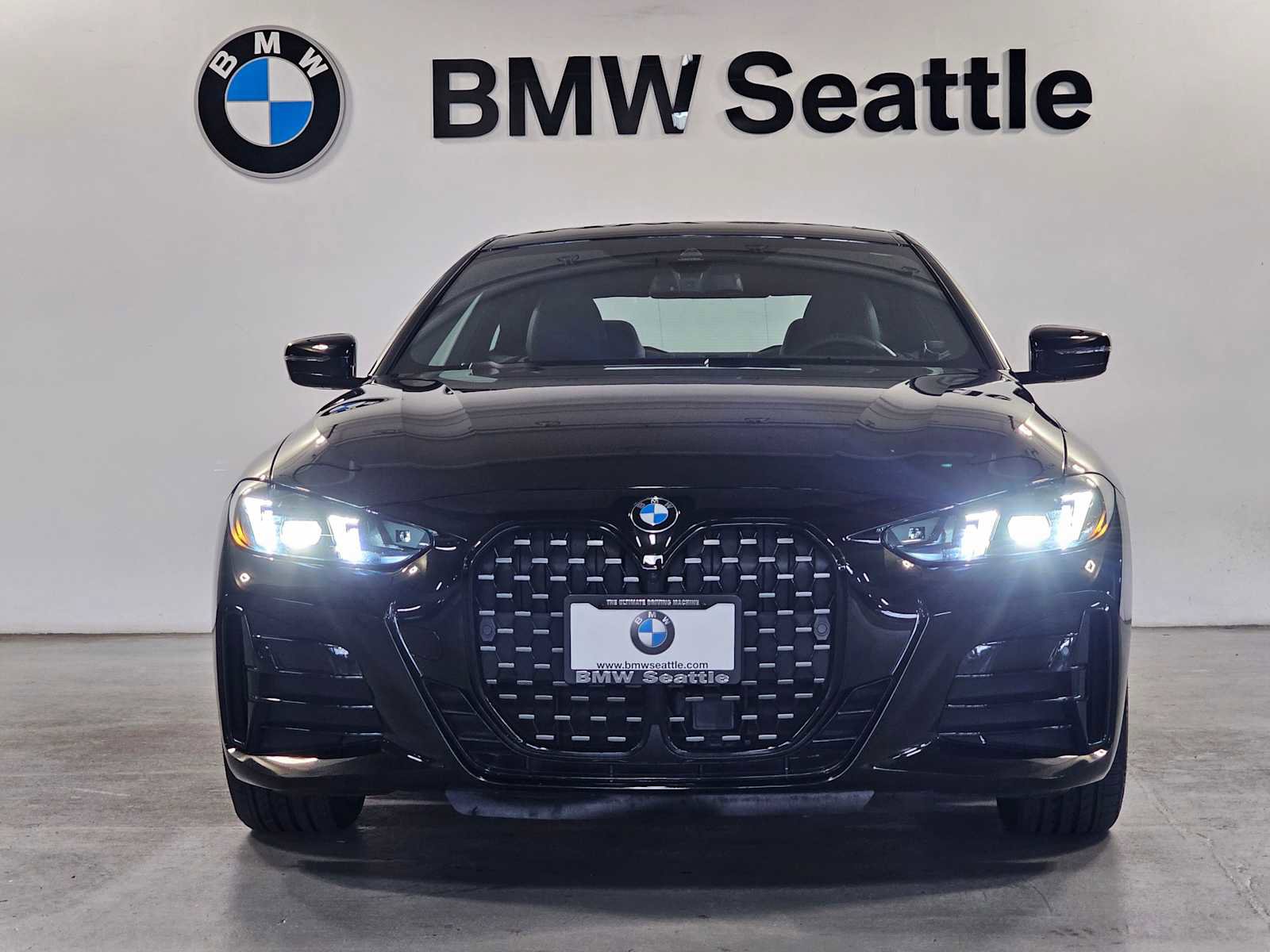Used 2025 BMW 430i xDrive Coupe w/ M Sport Package image 6