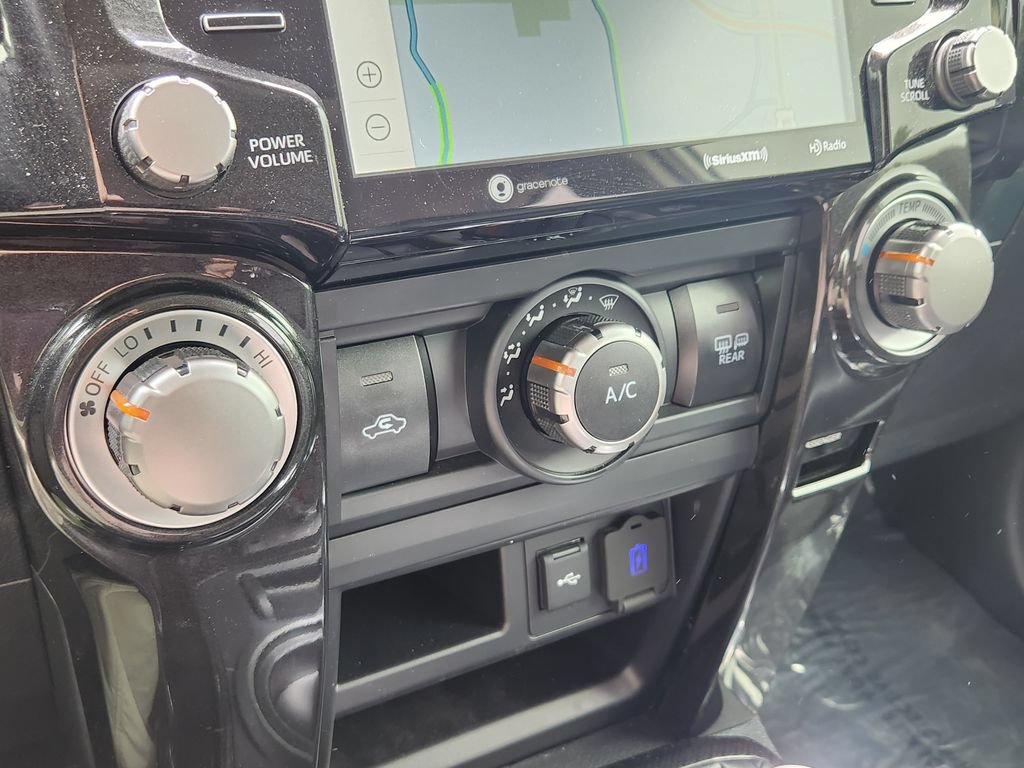 Used 2023 Toyota 4Runner TRD Off-Road Premium w/ Moonroof Package AWD/4WD image 18