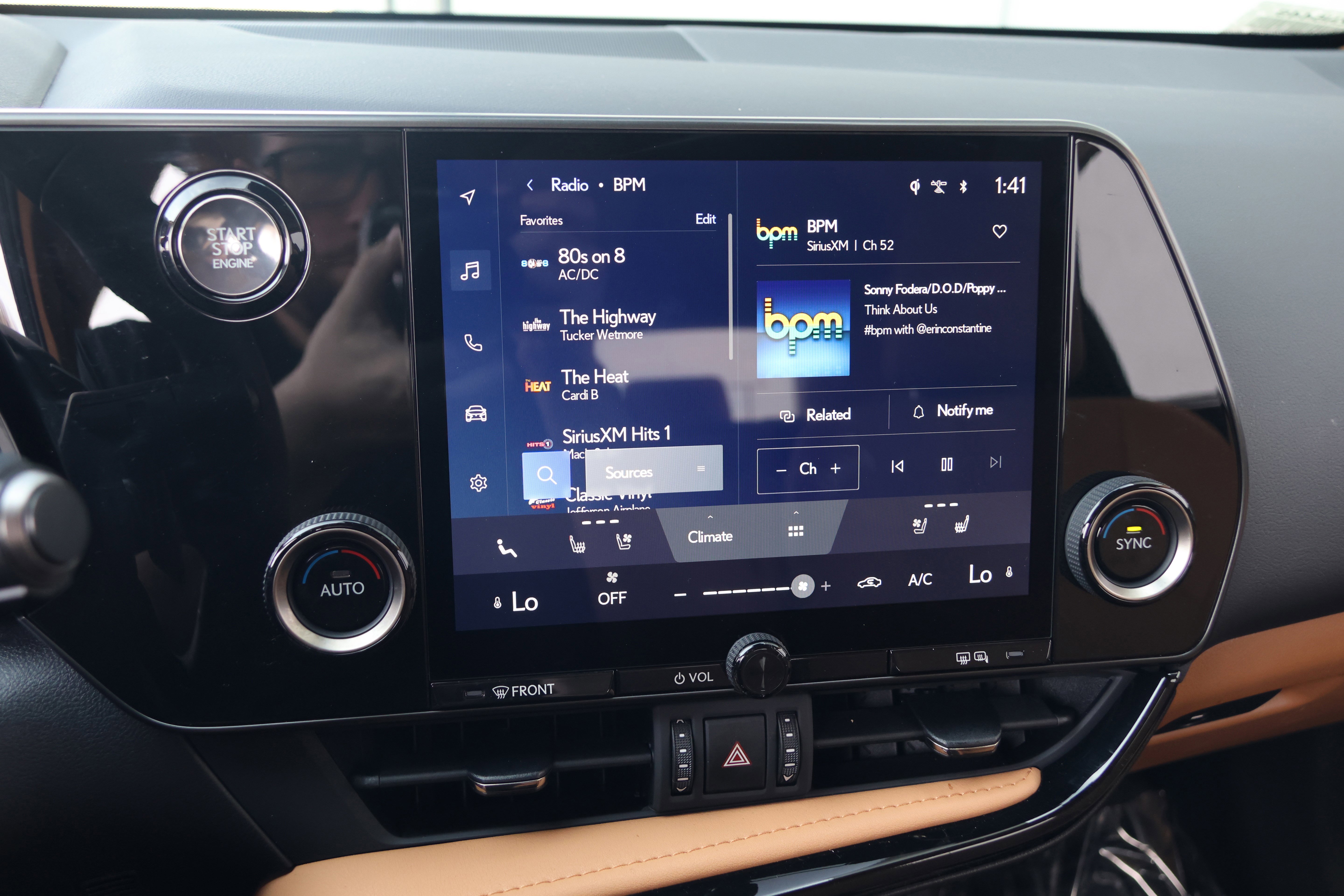 Certified 2025 Lexus NX 250 250 Premium w/ Towing Package (2000 Lbs) image 24