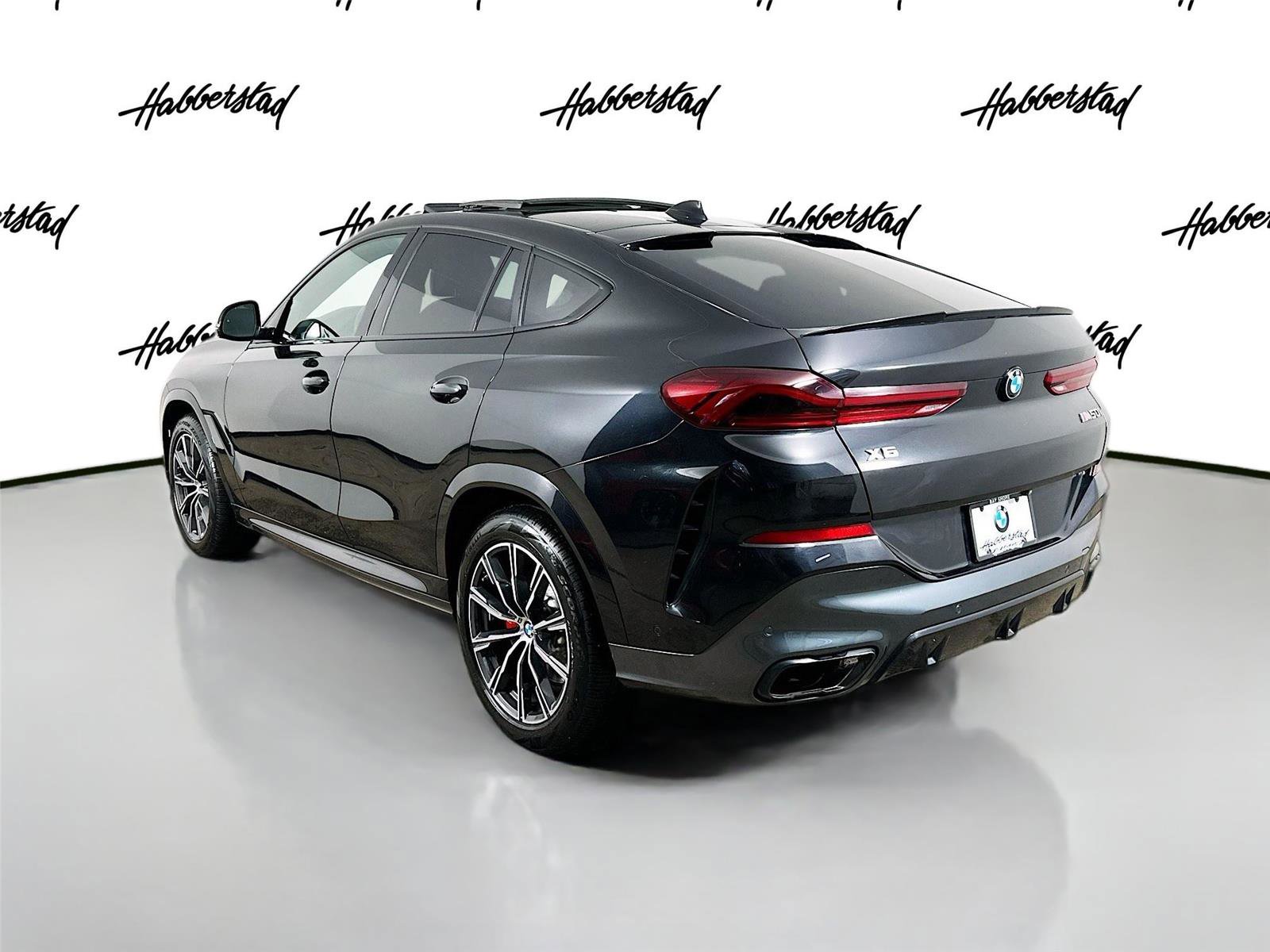 Used 2021 BMW X6 M50i image 7