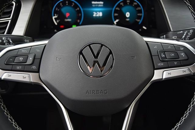 New 2026 Volkswagen Atlas Cross Sport SE image 18