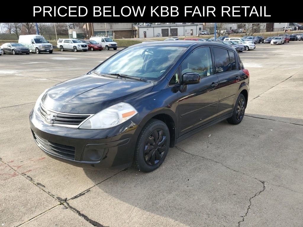 Used 2012 Nissan Versa 1.8 S w/ Plus Pkg image 2