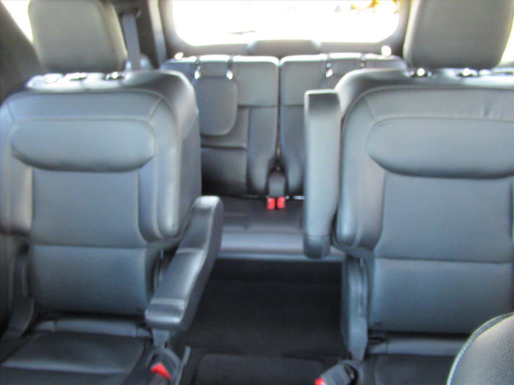 Used 2020 Ford Explorer Limited image 18
