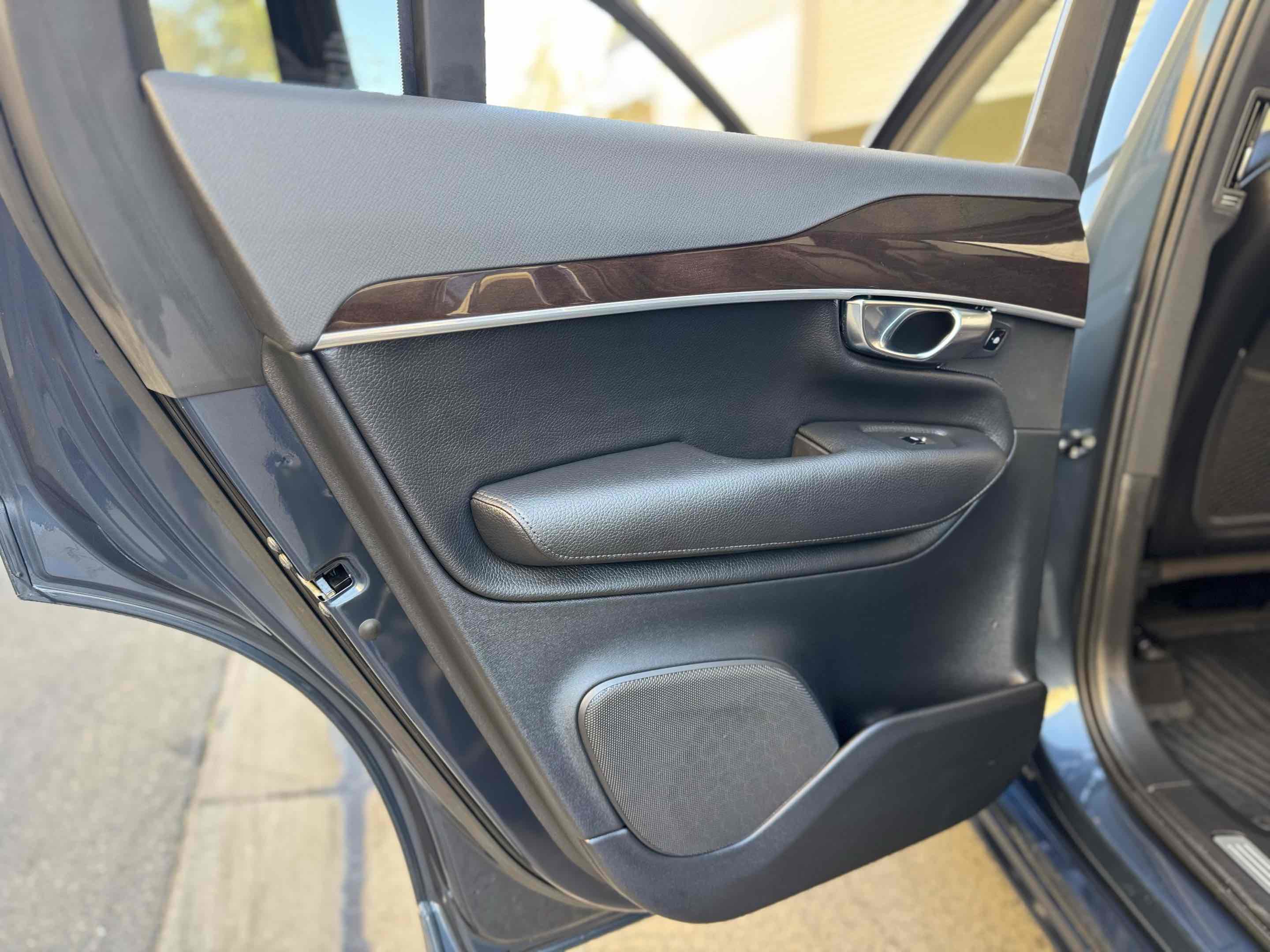 Used 2019 Volvo XC90 T6 Momentum w/ Advanced Package image 83