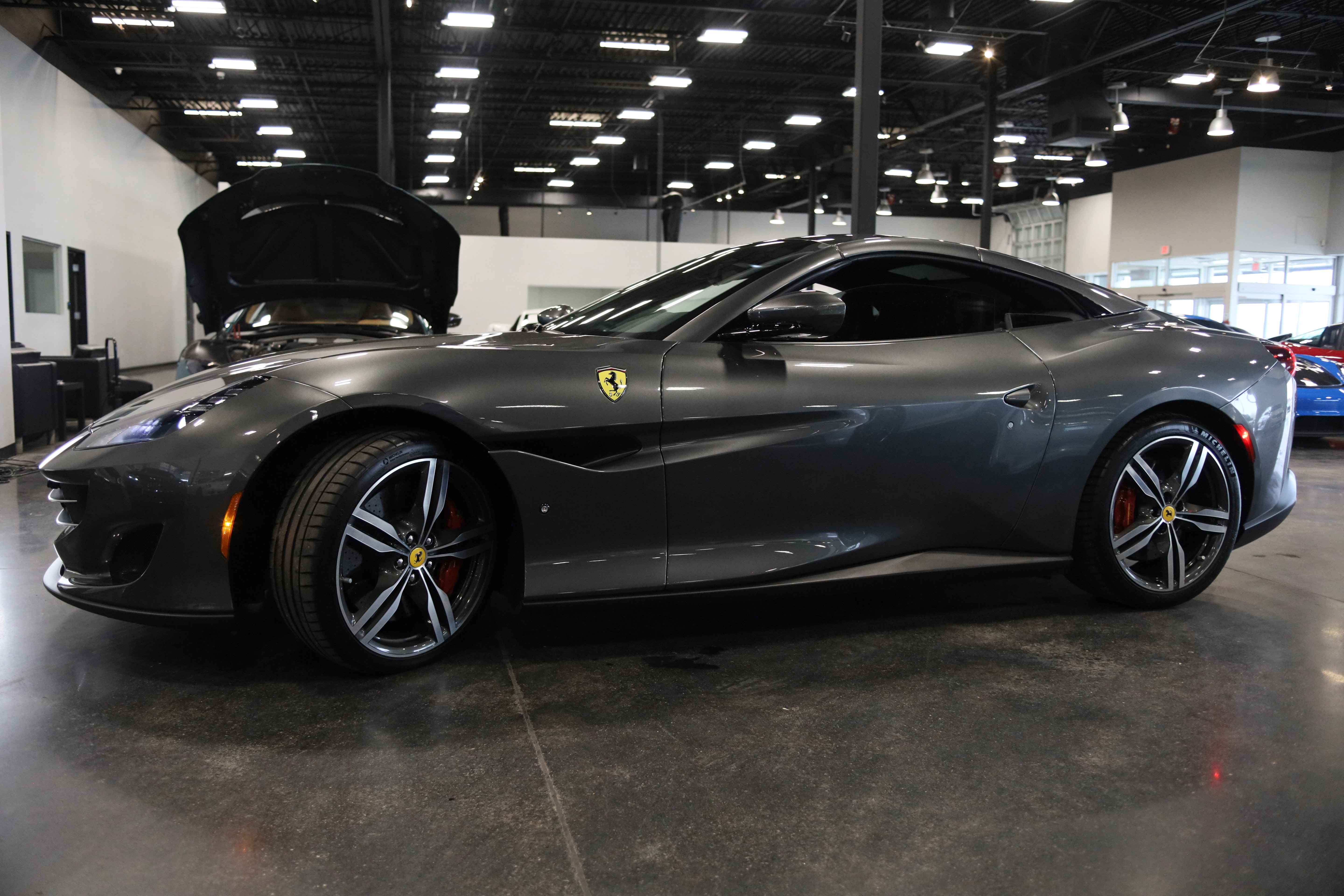 Used 2020 Ferrari Portofino RWD image 13