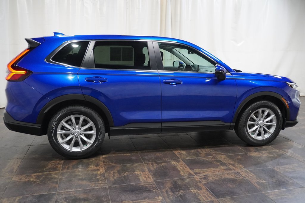 Used 2023 Honda CR-V EX image 3