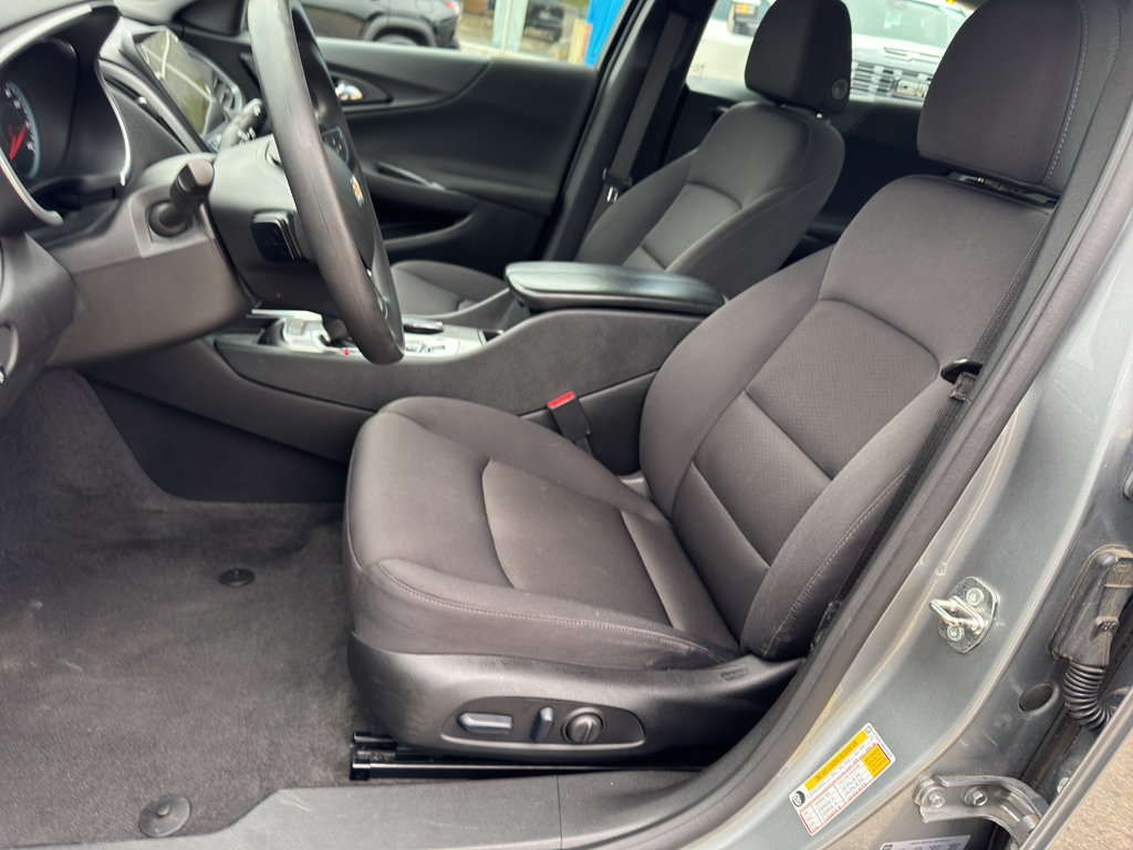 Certified 2024 Chevrolet Malibu LT FWD image 16