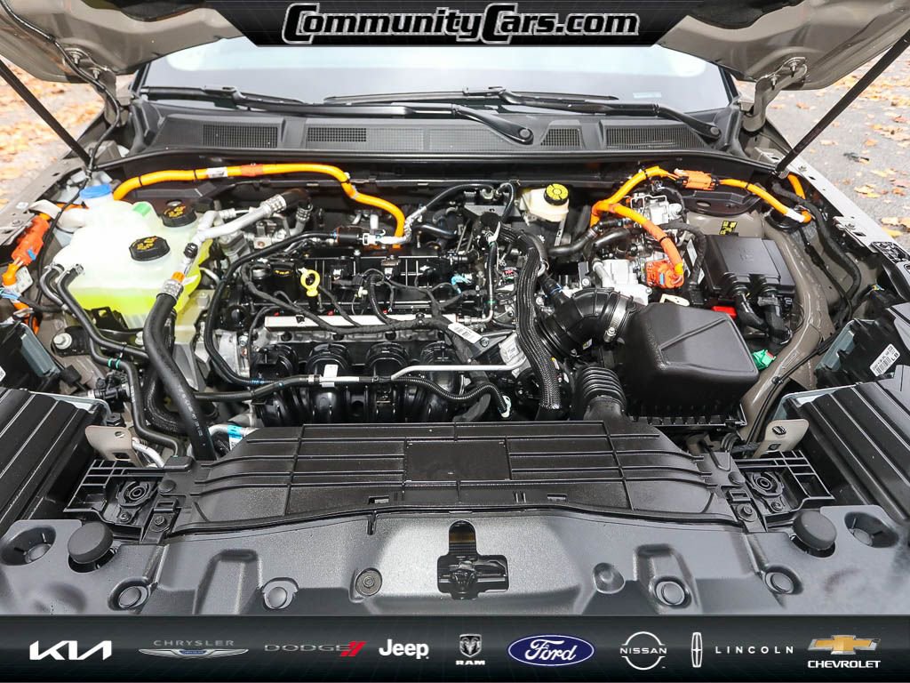 Certified 2025 Lincoln Corsair Grand Touring w/ Equipment Group 301A image 21