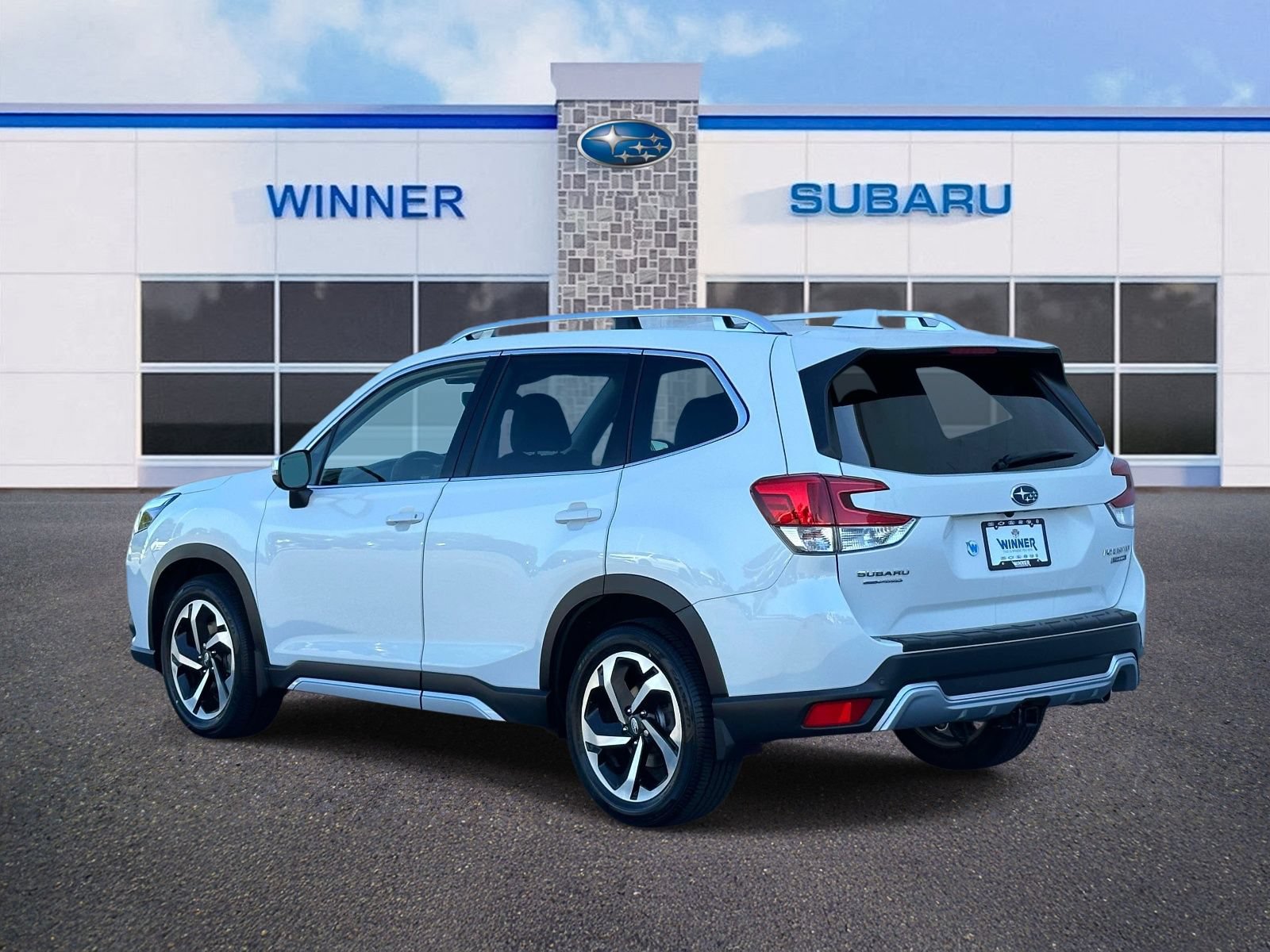 Used 2023 Subaru Forester Touring w/ Popular Package #2 AWD/4WD video 3