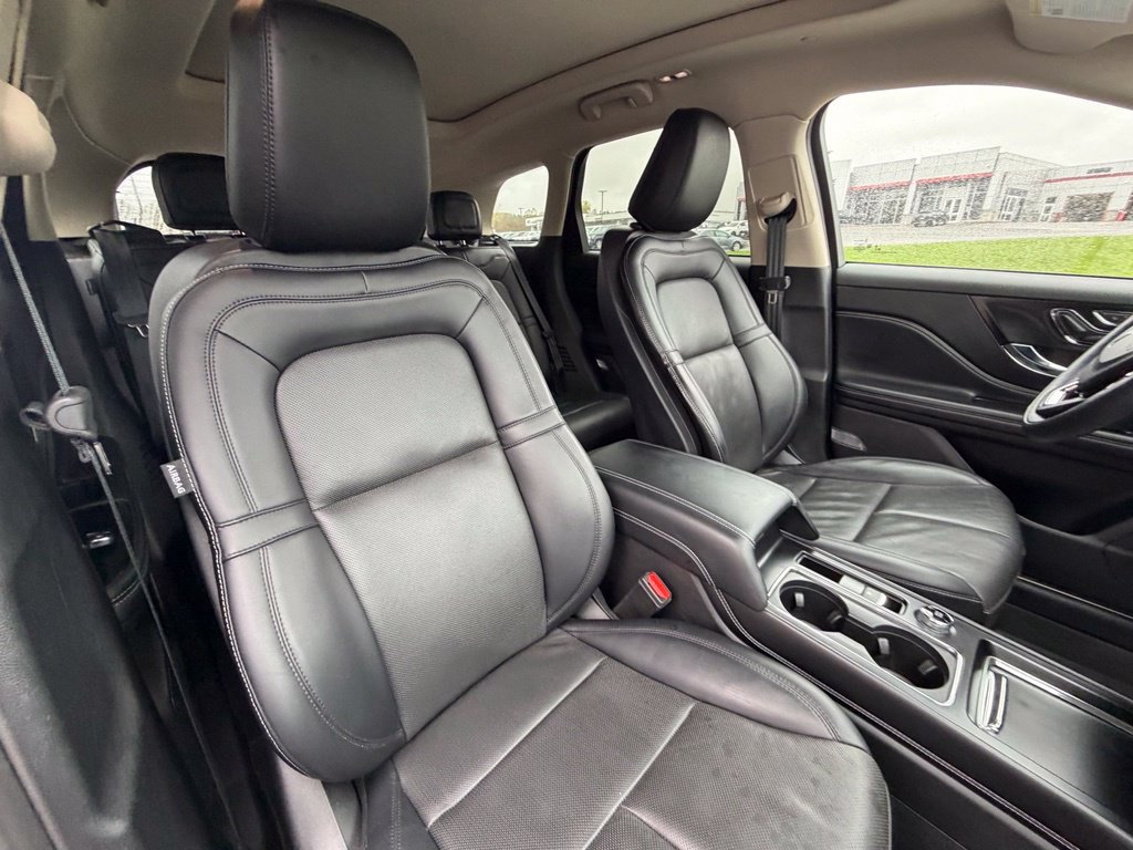 Used 2023 Lincoln Corsair Reserve w/ Equipment Group 201A AWD/4WD image 35
