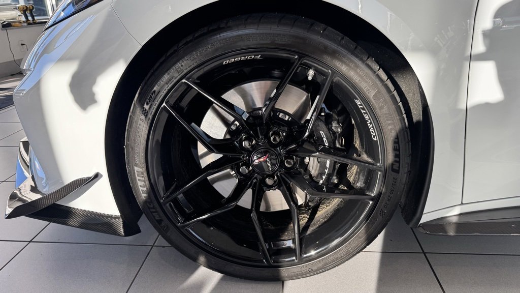 Used 2025 Chevrolet Corvette Z06 image 22