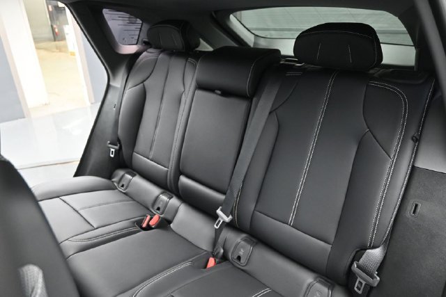 New 2026 Cadillac Optiq Sport 1 w/ LPO, Floor Liner Package AWD/4WD image 16